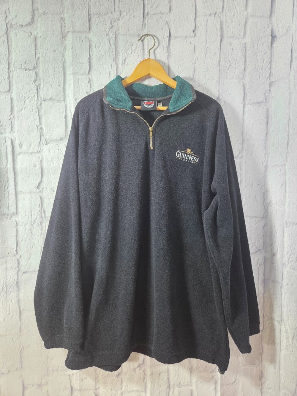 Guinness Men's XL Black Quarter Zip Embroidered Dublin Logo Pullover Fleece